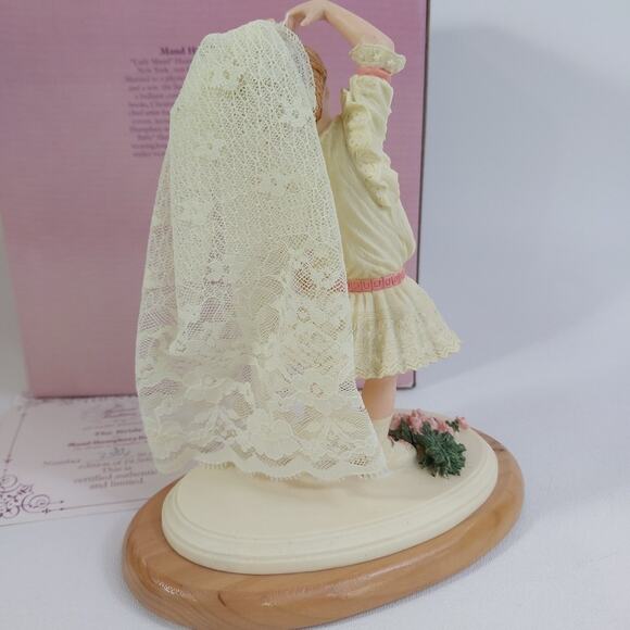 1987 Hamilton Gifts "The Bride" H1313 by Maud‎ Humphrey Bogart Figurine - Picture 3 of 6